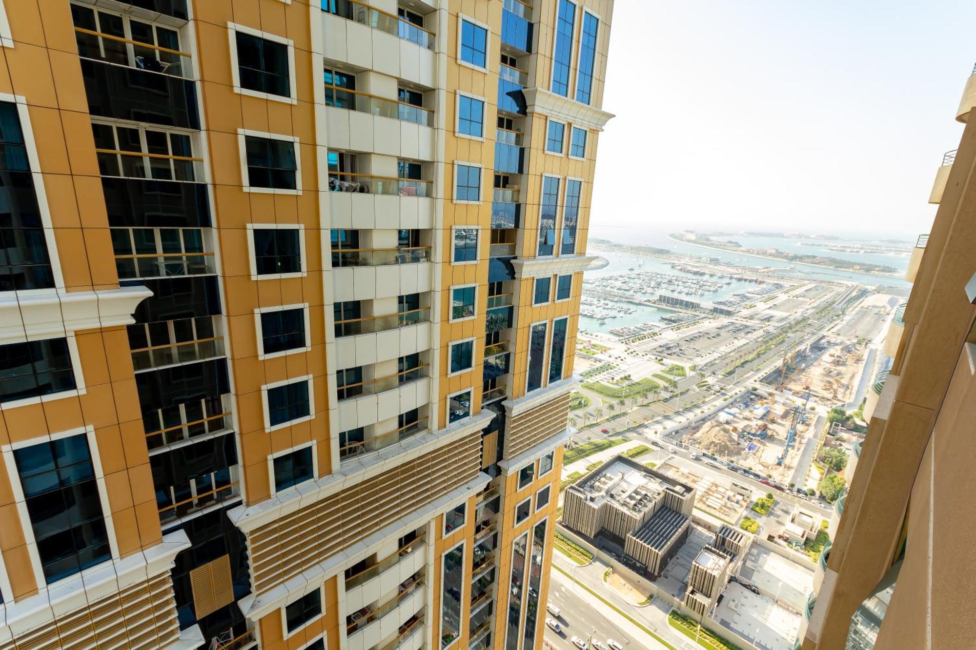 Big Rooms For ' Girls ' Only At Dubai, Marina Kültér fotó