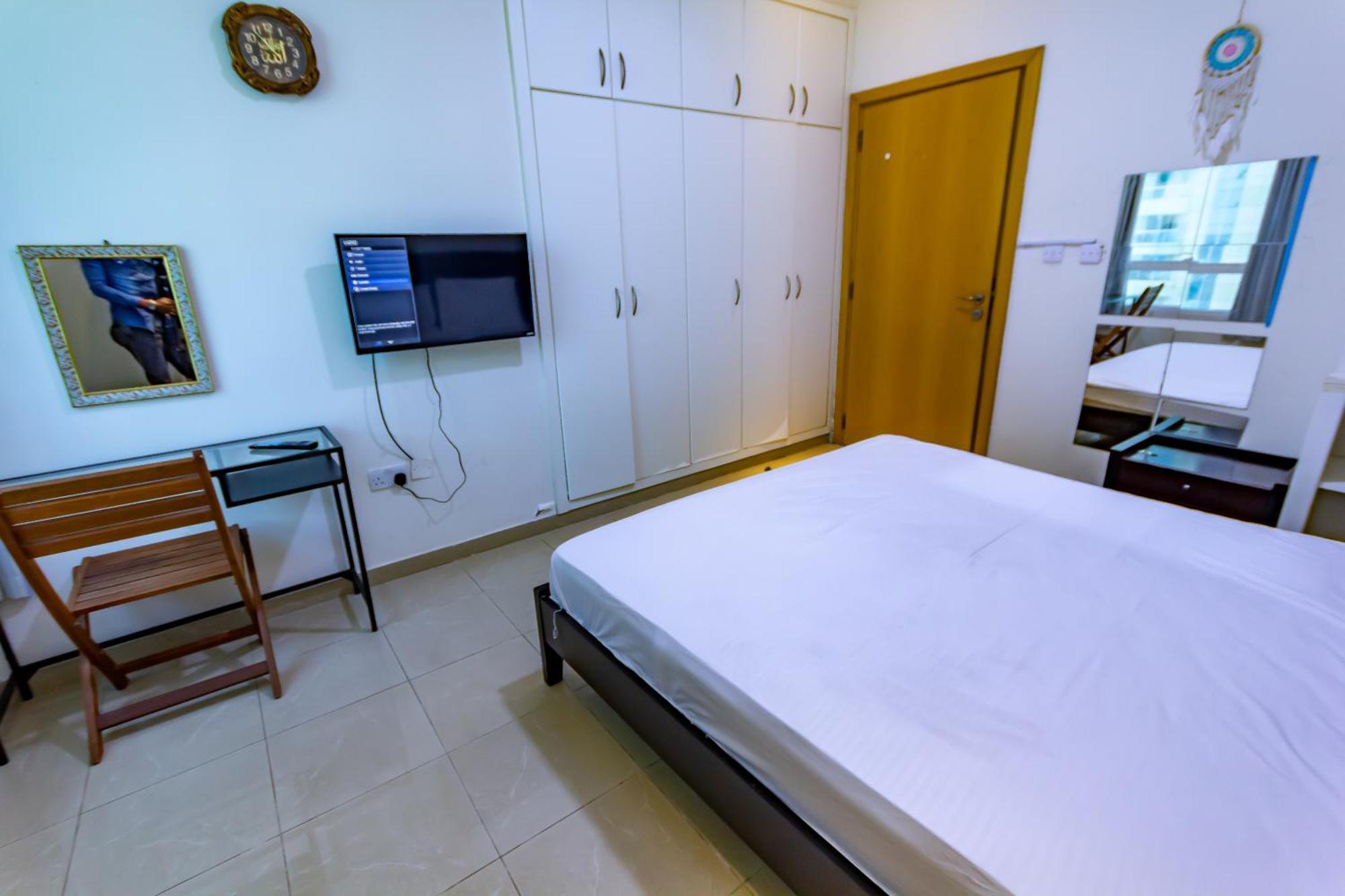 Big Rooms For ' Girls ' Only At Dubai, Marina Kültér fotó