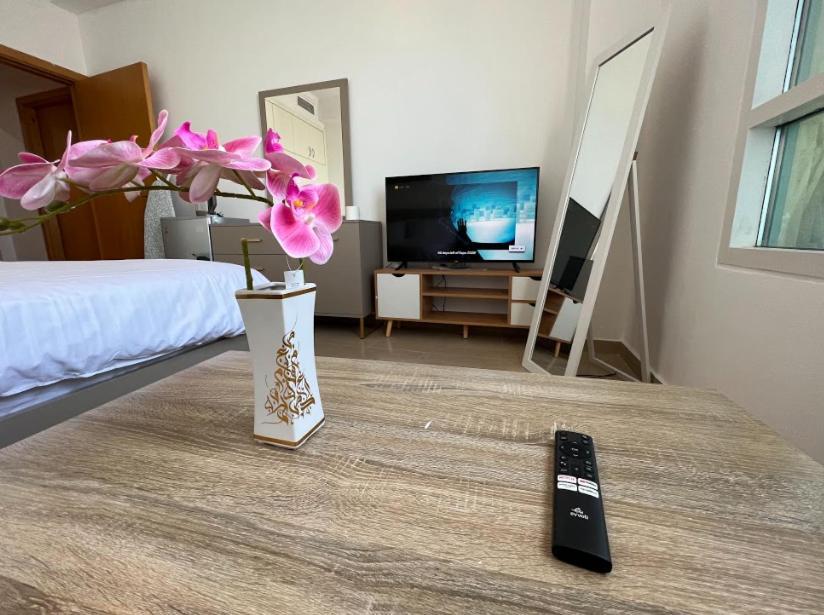 Big Rooms For ' Girls ' Only At Dubai, Marina Kültér fotó