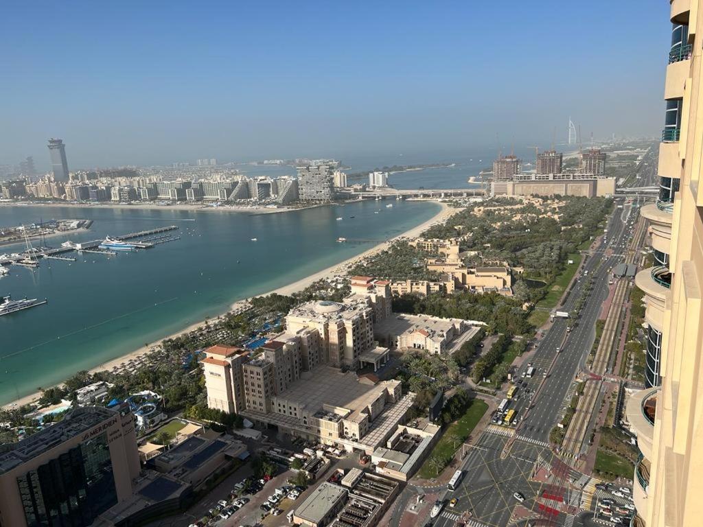 Big Rooms For ' Girls ' Only At Dubai, Marina Kültér fotó
