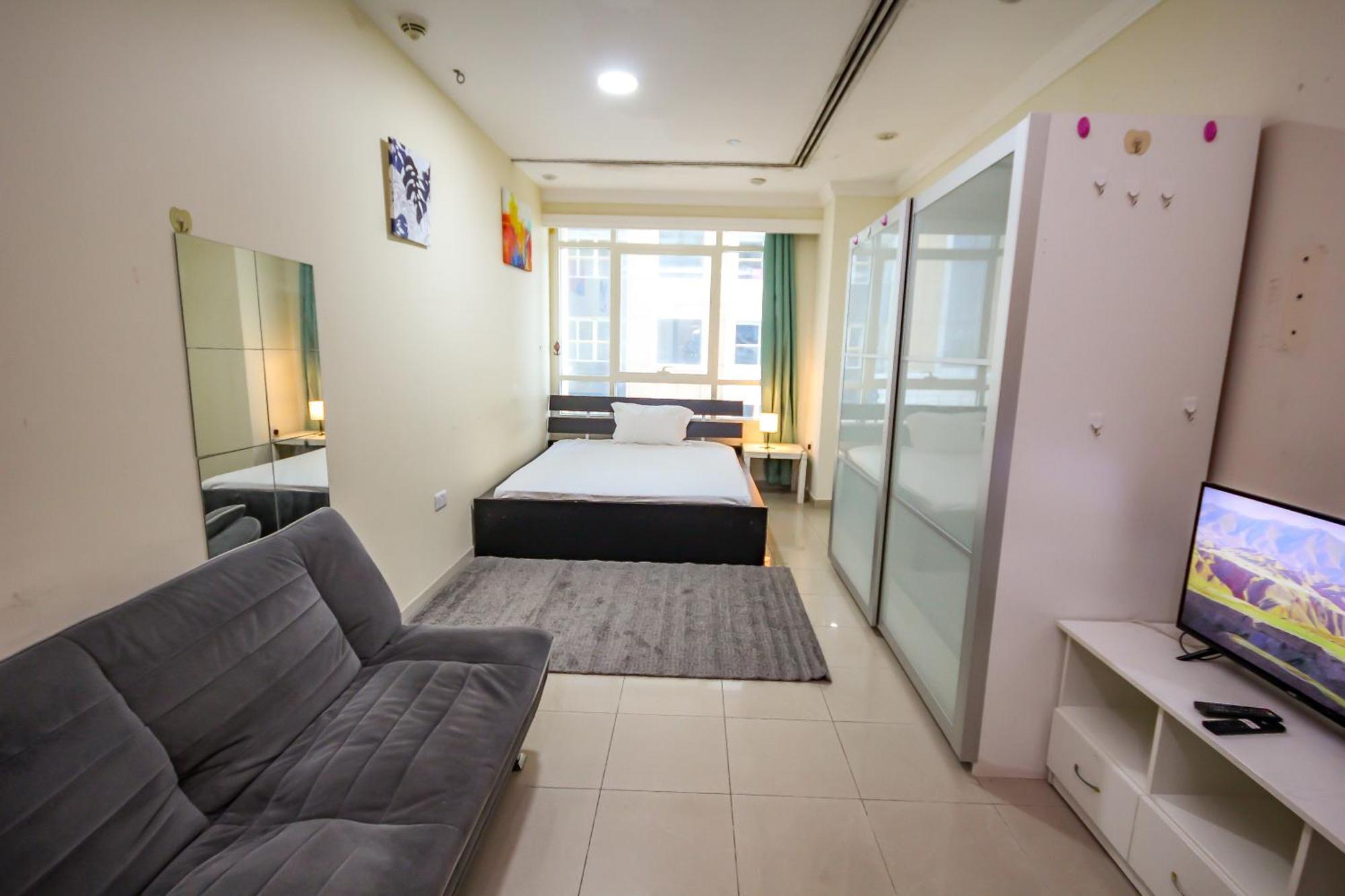 Big Rooms For ' Girls ' Only At Dubai, Marina Kültér fotó